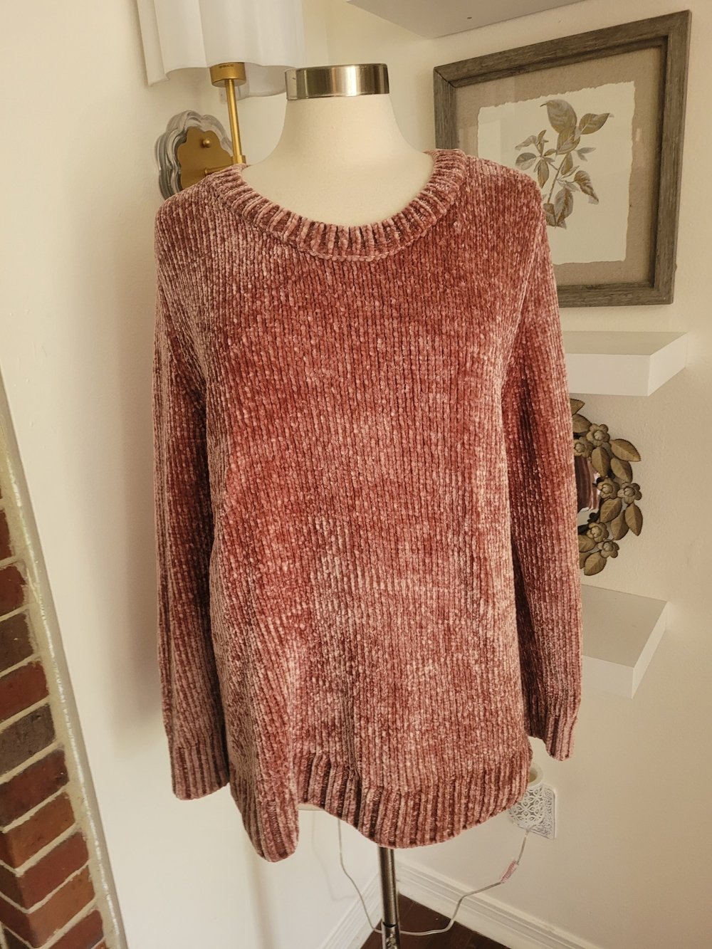 Orvis Plush Chenille Crewneck Sweater in Mauve Rose